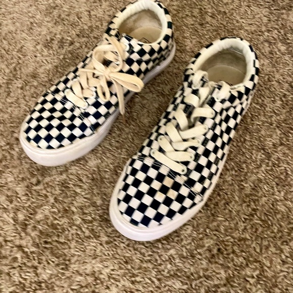 Checkered sneakers - Picture 2 of 2